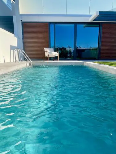 Lux Hiato's Villa
