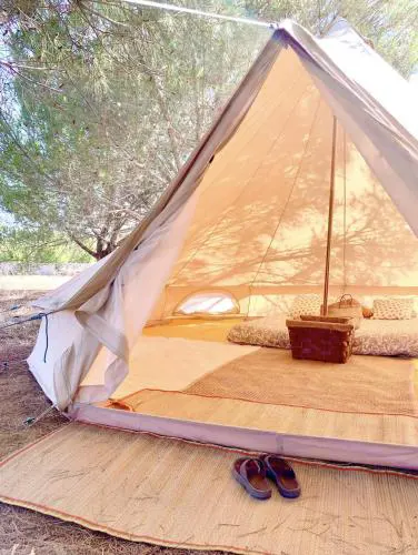 Glamping with Yoga and Natural Pool near Fuseta Beach