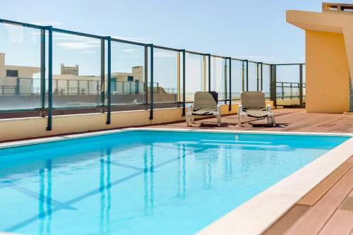 Marina Village - Roof top Pool By Enjoy Your Stay