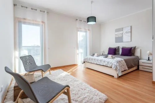 Privilege Apartment Naessens with Rooftop Pool, Village Marina - Olhão