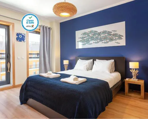 Privilege Sea View Apartment Pochet with Rooftop Pool, Village Marina - Olhão