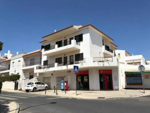 Apart 1 quarto 350m praia Olhos de Água, H