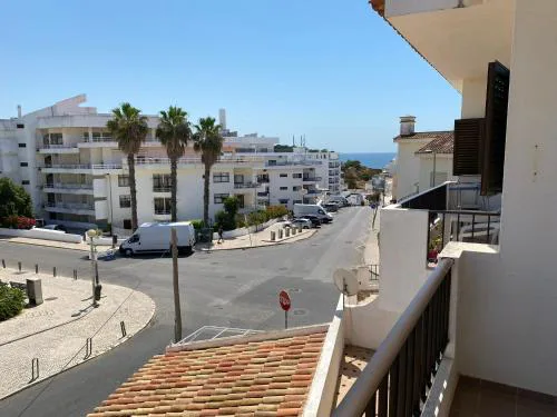 Apart 1 quarto, 350m praia Olhos de Água, J