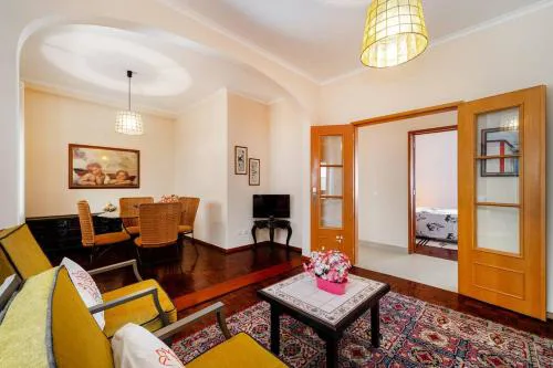 Apartment with Pool in Olhos de Agua