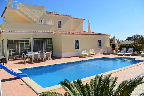 Belle villa individuelle avec piscine privée et vue sur l'océan