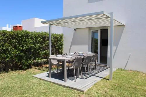 Quinta dos Crastos Pool House