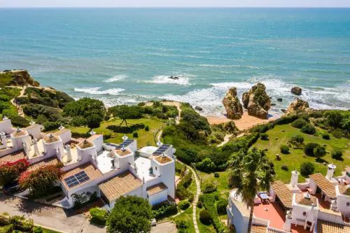 Twin Beach Houses, 7BR, 3 min to Beach