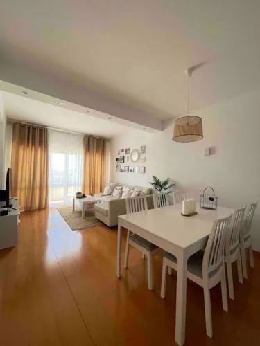 2 bed beachfront APT with pool and ocean view