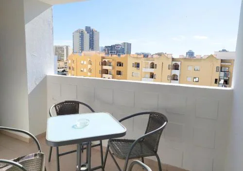 Alltravel Club praia da rocha VI with renovated bathroom