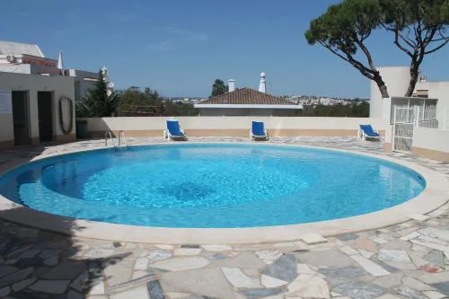 Charming apartment in Portimão – 45 m² with a shared pool