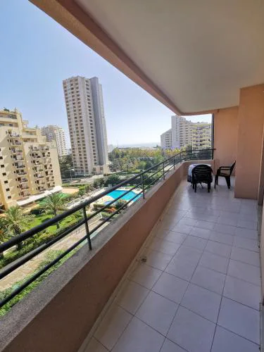 Logement terrain de tennis/piscine 800m de la mer
