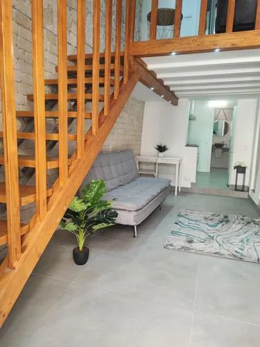 Maison M