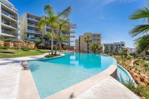 Oasis Mar Beach Apartment by Lisbeyond