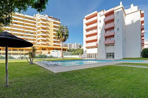 Praia da Rocha Central 1 With Pool by Homing