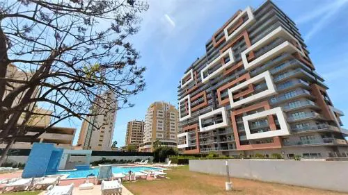Rocha Tower 11C-11E