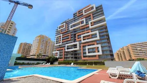 Rocha Tower 11D