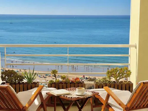 Seaview Elegant Apartment - Balcony Facing Beach & Garage - Praia da Rocha