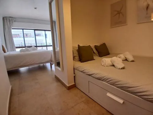 Studio with Terrace, Ideal for Couples and Long Stays