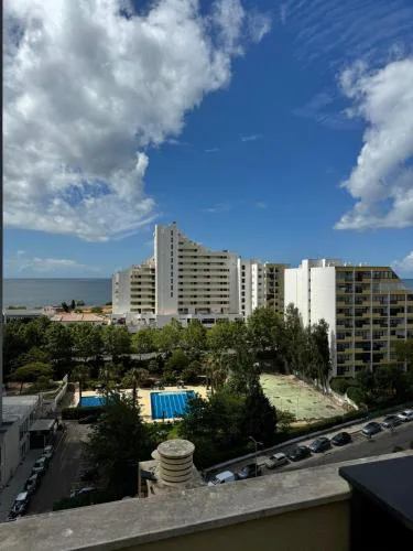 THE PENTHOUSE IN AMARILIS