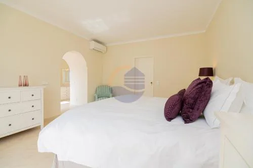 Villa Suites Outdoor pool with golf view