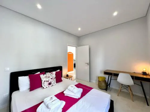 Praia da Rocha Modern by Homing
