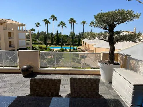 Casa das Oliveiras o seu refugio no Algarve