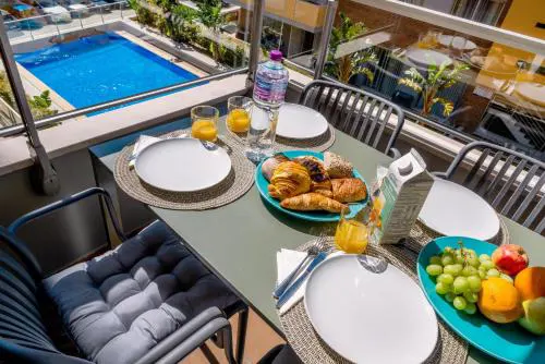 Exclusive Apartment in Quarteira Walk to Beach