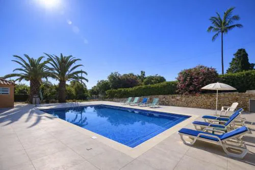 Figo - Shared Pool - 7 Guests - Quarteira