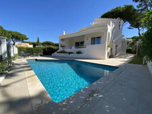 Lovely Vilamoura Villa 4 Bedrooms Villa Pinhal Short Drive To Marina
