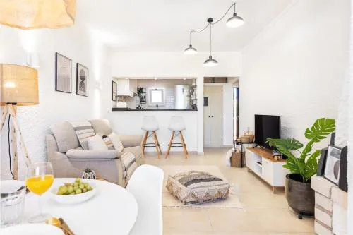 Manelinha Apartment - cozy apartment with pool and beach