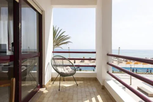 Mare Viva - Seafront with pool by HD