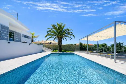 Moderna - Private Pool - 8 Guests - Quarteira