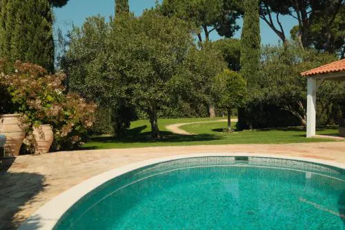 Private Vilamoura Villa with Pool and Large garden
