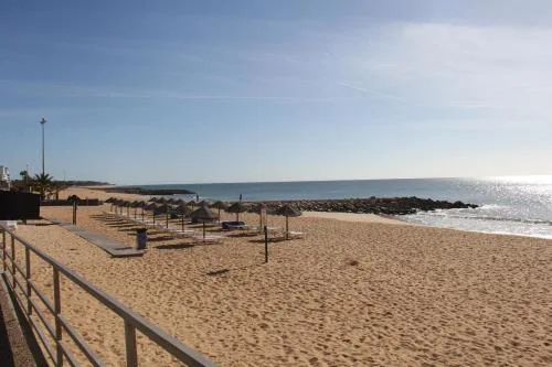 Quarteira Comfortable Apartment