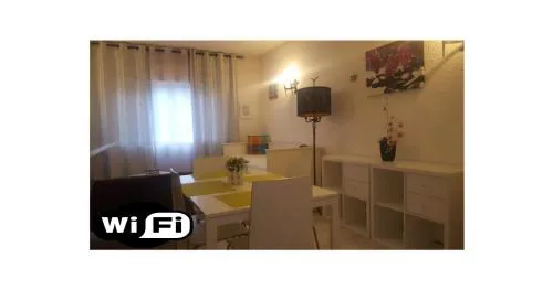 Quarteira Home Beach Férias Tranquilas a 1KM da Praia Totalmente Renovado