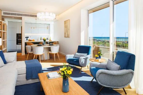 Seaview Bright Apartment by The Portuguese Butler