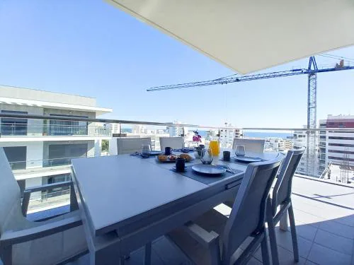 T3 Alto Forte -Vista Mar,Ar Condicionado,Garagem