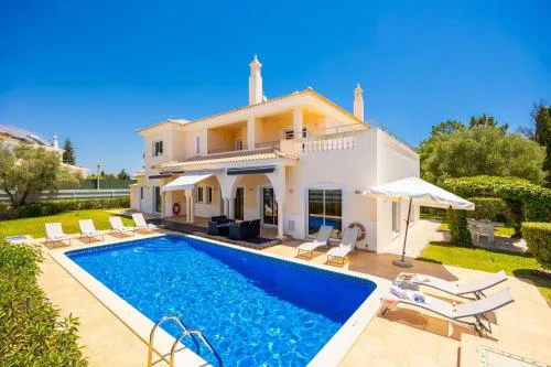 Villa Coute Real