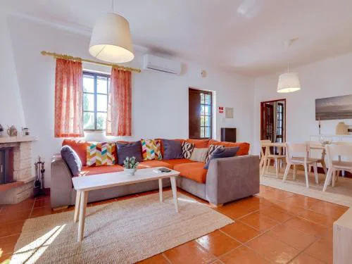 Vivenda Pereiras com 2 quartos em Quarteira