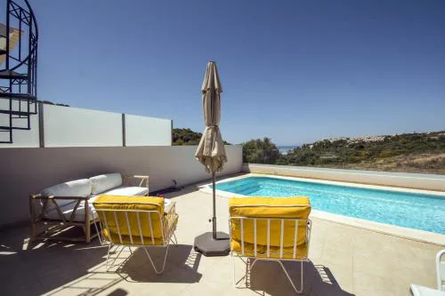 401 Villa Salemar