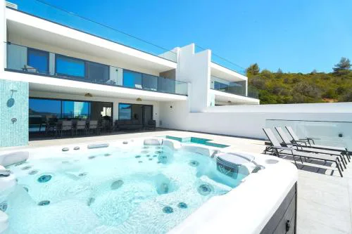 Simply Salema - Villa Sol e Mar - Ocean Villa