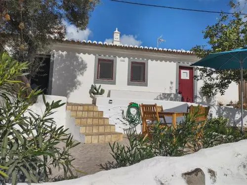 Casa do Bairro - A Gema escondida da Santa Catarina da Fonte do Bispo