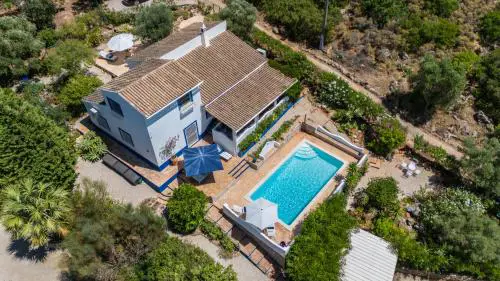3BR Paradise, Casa Azul by HM