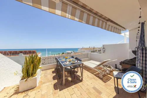 C22 - Beco do Poço Beach Townhouse in Praia da Luz