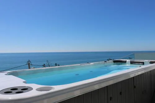 Casa do Mar - Luxurious Villa with Swim Spa & sea view