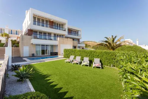 CoolHouses Algarve Luz, Ocean front 4 Bed house w/ pool, Casa da Pipa