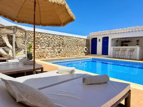 Exklusive Luxusvilla - Meerblick - beheizter Pool