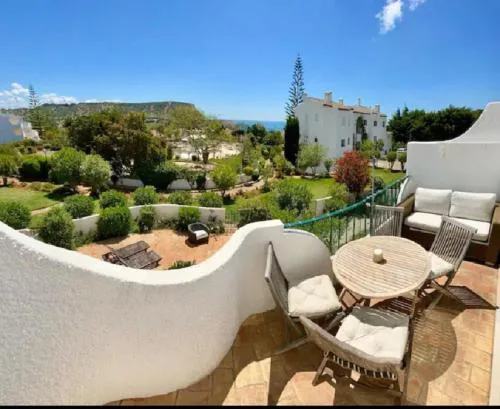 Serenity bright flat T3, 2 terraces seaview 600m beach