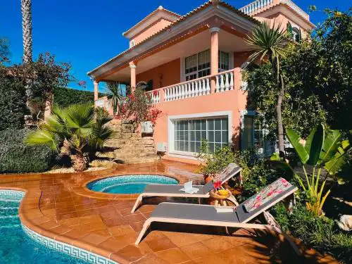 Villa Azure Bliss