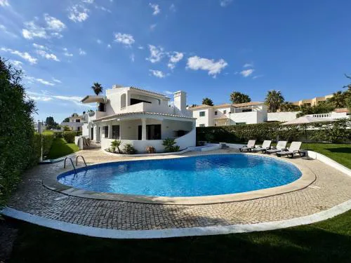 Albufeira Summer Villa 3 With Pool by Homing